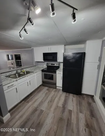 $320,000 | 4072 Mustang Road, Middleburg, FL 32068