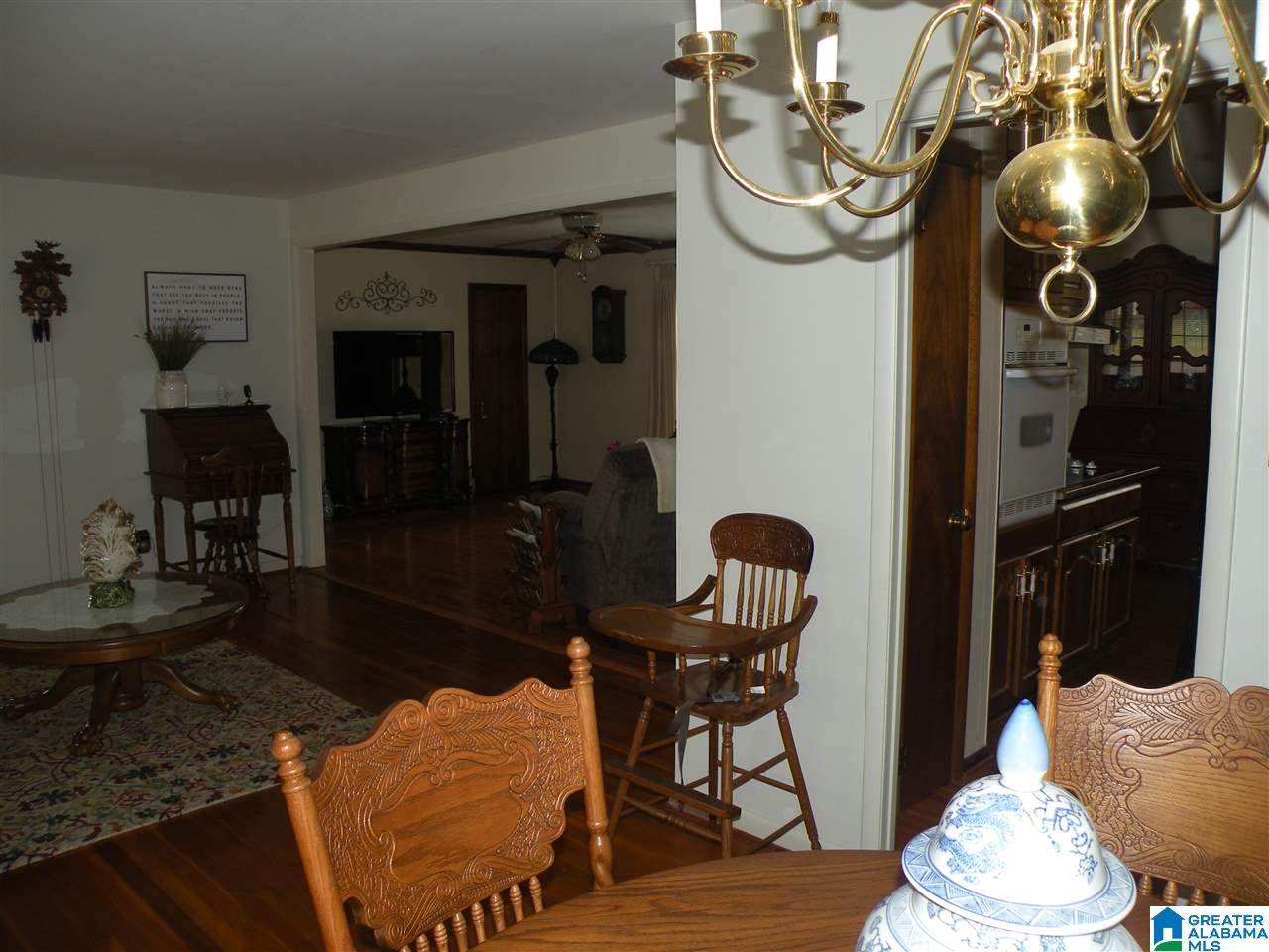1100 Generose Street Sylacauga, AL 35151 - Photo 5 of 31