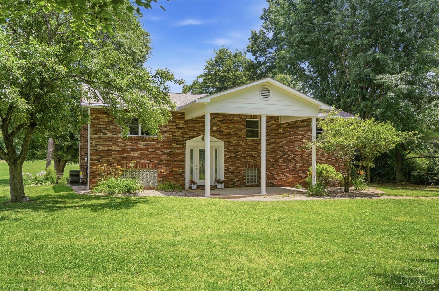3576 Bootjack Corner Road Williamsburg, OH 45176 - Photo 1 of 85 Gallery Image 1