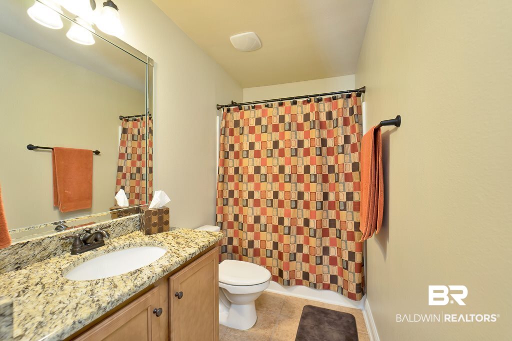 3423 Bristlecone Drive Mobile, AL 36693 - Photo 18 of 30 2nd Floor Bath