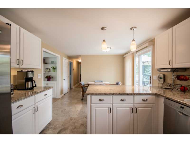 155 Spring Hill Road Portsmouth, RI 02871 - Photo 6 of 25 Kitchen.