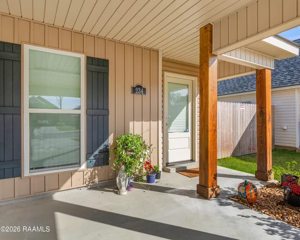 $196,900 | 234 Camerons Cove Drive, Carencro, LA 70520