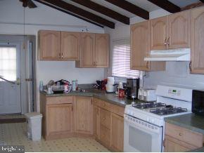 323 Kingfisher Road Tuckerton, NJ 08087 - Photo 3 of 10 Gallery Image 3