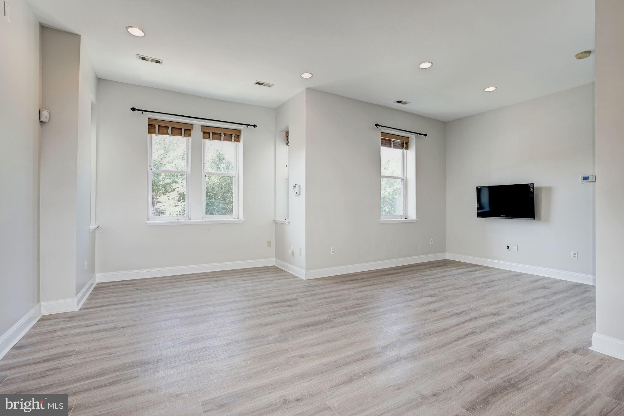 1124 E Street Northeast, Unit C Washington, DC 20002 - Photo 3 of 29 Large and spacious