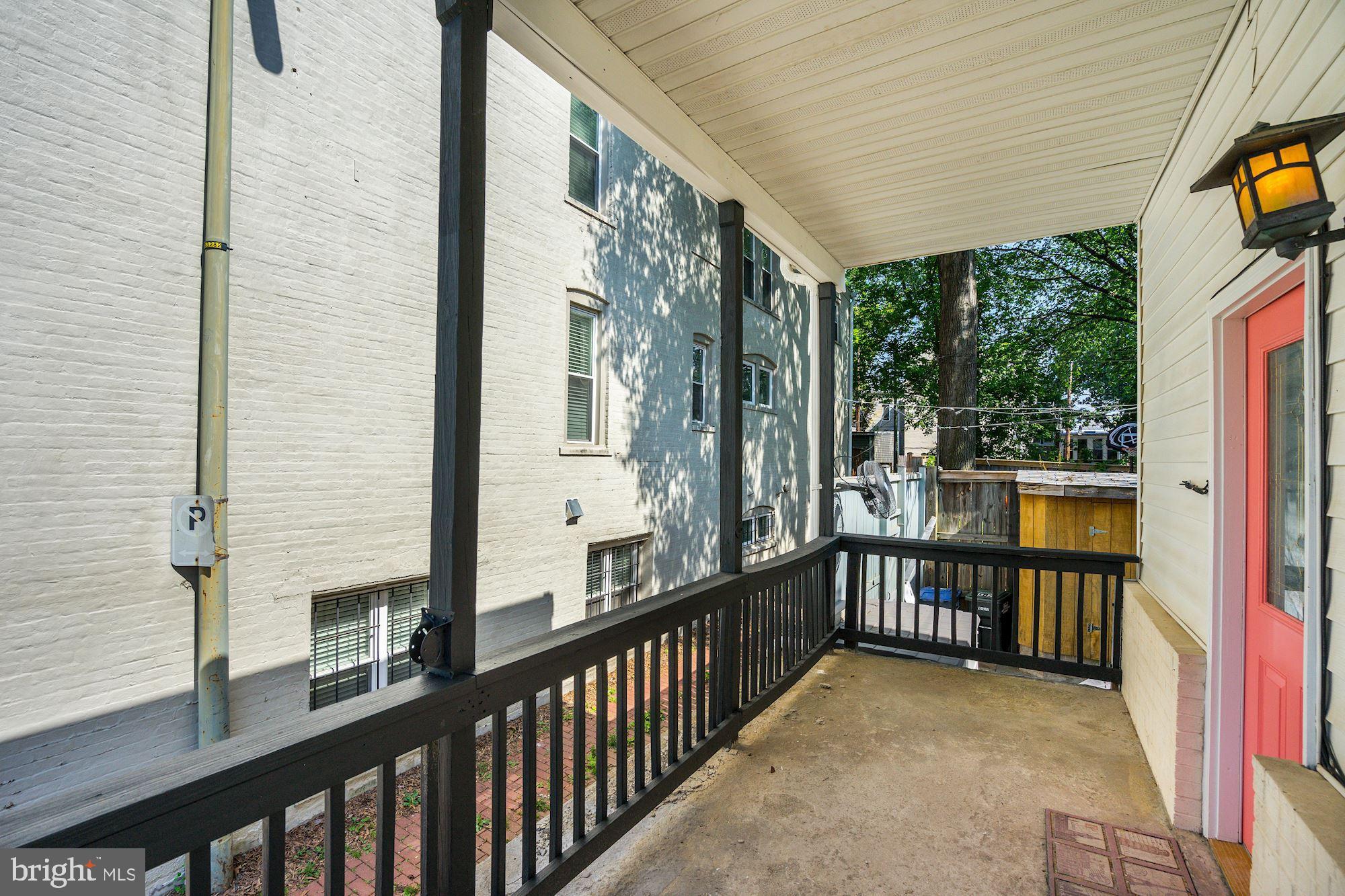 1124 E Street Northeast, Unit C Washington, DC 20002 - Photo 27 of 29 Roof for multiple seating arrangements