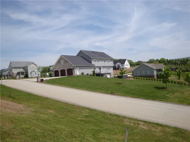 $51,900 | 715 Victoria Way, Derry, PA 15627