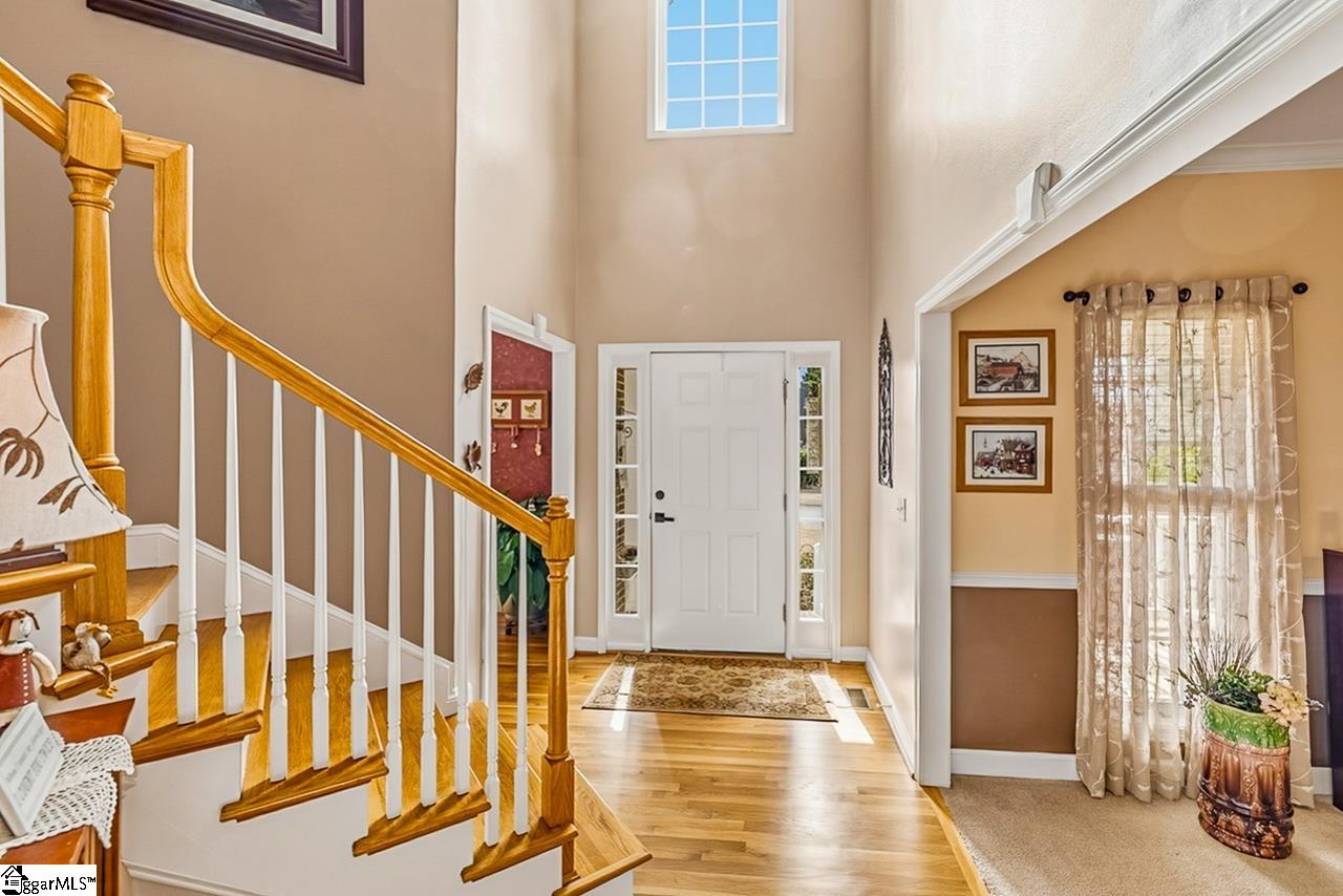 102 Spring Lake Loop Simpsonville, SC 29681 - Photo 6 of 48 Gallery Image 6