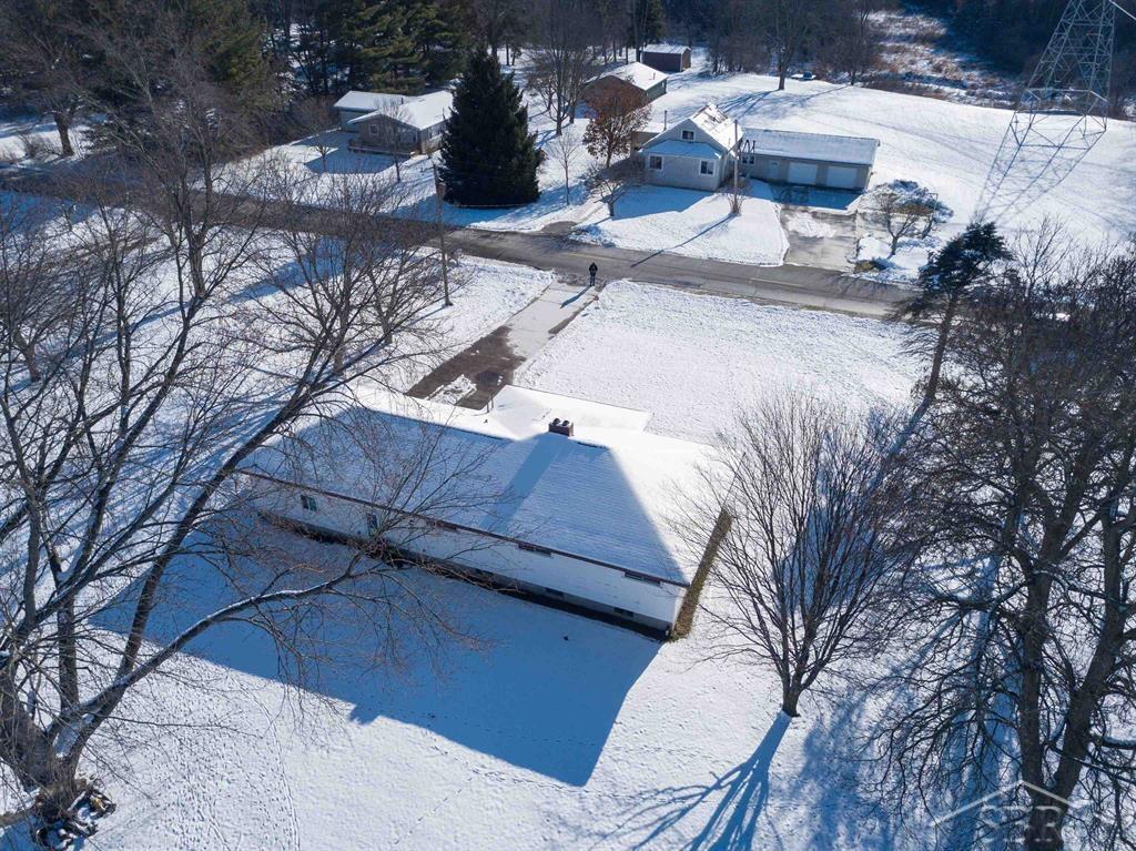 2787 East Miller Road Midland, MI 48640 - Photo 19 of 21 50195826-607c6dd9-f9d1-44a0-ba24-611735702c03.JPG