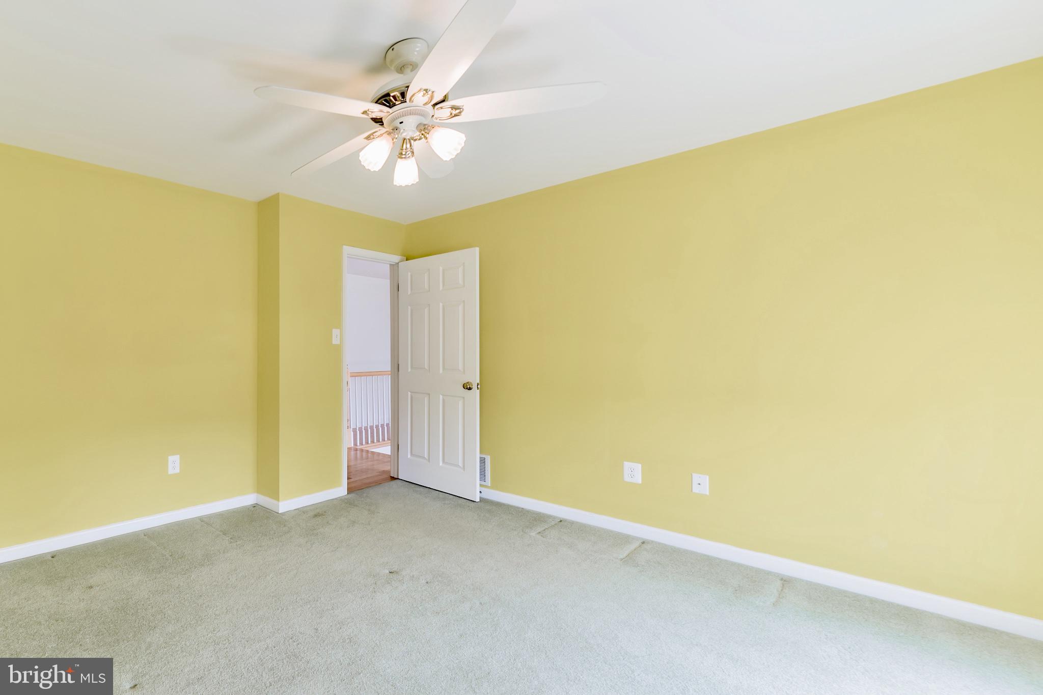 4744 Maple Grove Road Hampstead, MD 21074 - Photo 32 of 61 Junior Suite