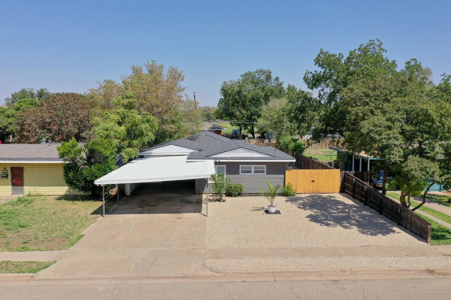 3720 31st Street Lubbock, TX 79410 - Photo 2 of 36 Photo 2
