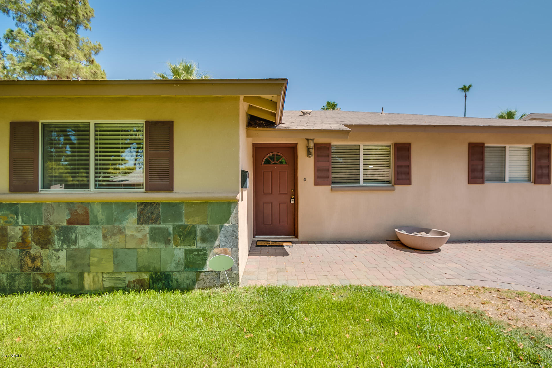 3018 East Cheery Lynn Road Phoenix, AZ 85016 - Photo 2 of 21 Remodeled ranch style home