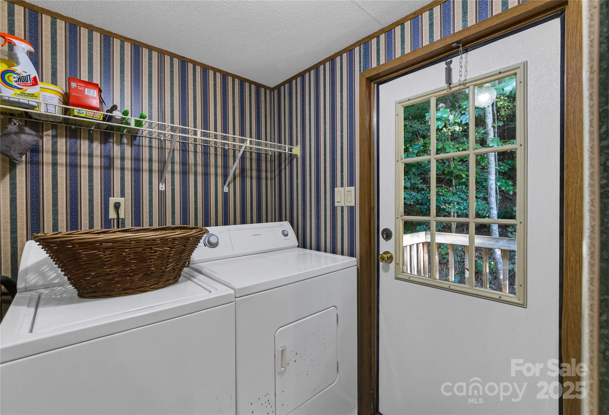43 Goose Creek Road Swannanoa, NC 28778 - Photo 18 of 25 a view of washer and dryer