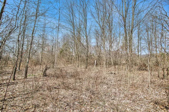 $300,000 | 13887 L Drive North, Battle Creek, MI 49014