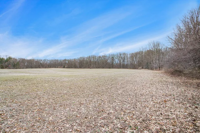 $300,000 | 13887 L Drive North, Battle Creek, MI 49014