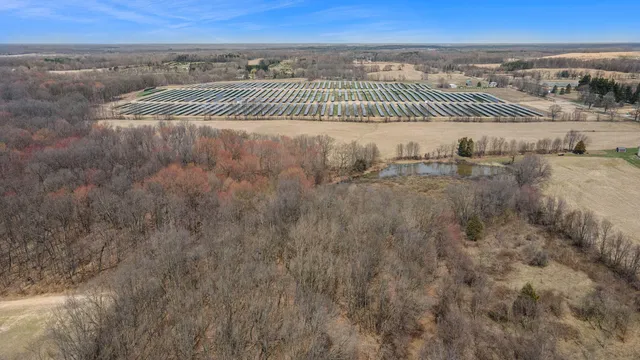 $300,000 | 13887 L Drive North, Battle Creek, MI 49014