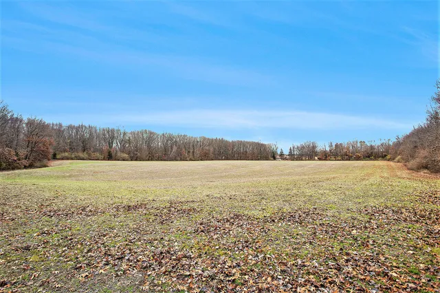 $300,000 | 13887 L Drive North, Battle Creek, MI 49014