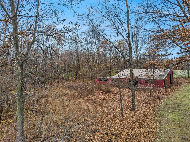 $300,000 | 13887 L Drive North, Battle Creek, MI 49014