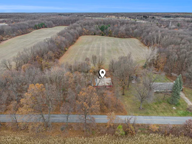 $300,000 | 13887 L Drive North, Battle Creek, MI 49014