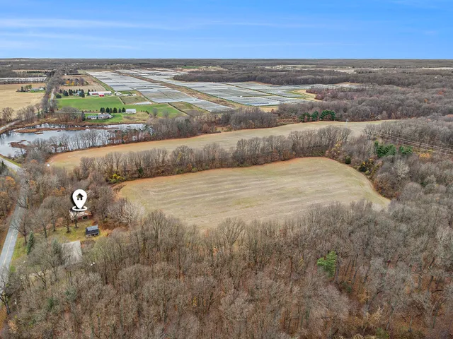 $300,000 | 13887 L Drive North, Battle Creek, MI 49014