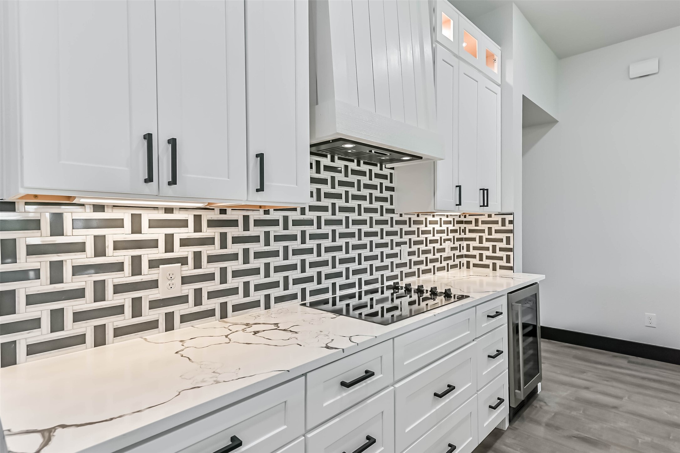 447 Sunset Trail Angleton, TX 77515 - Photo 21 of 46