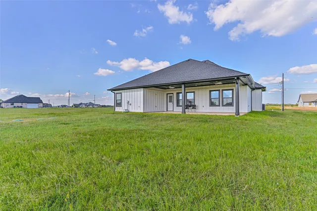 $515,000 | 447 Sunset Trail, Angleton, TX 77515