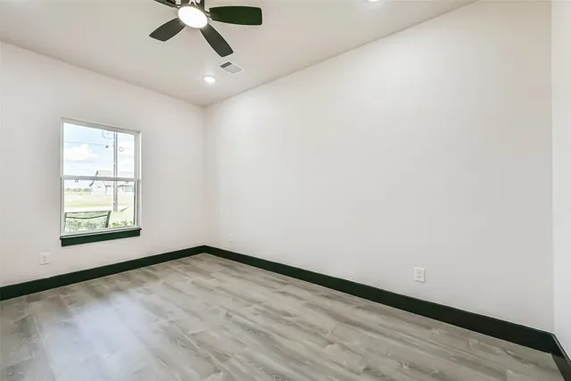 $515,000 | 447 Sunset Trail, Angleton, TX 77515