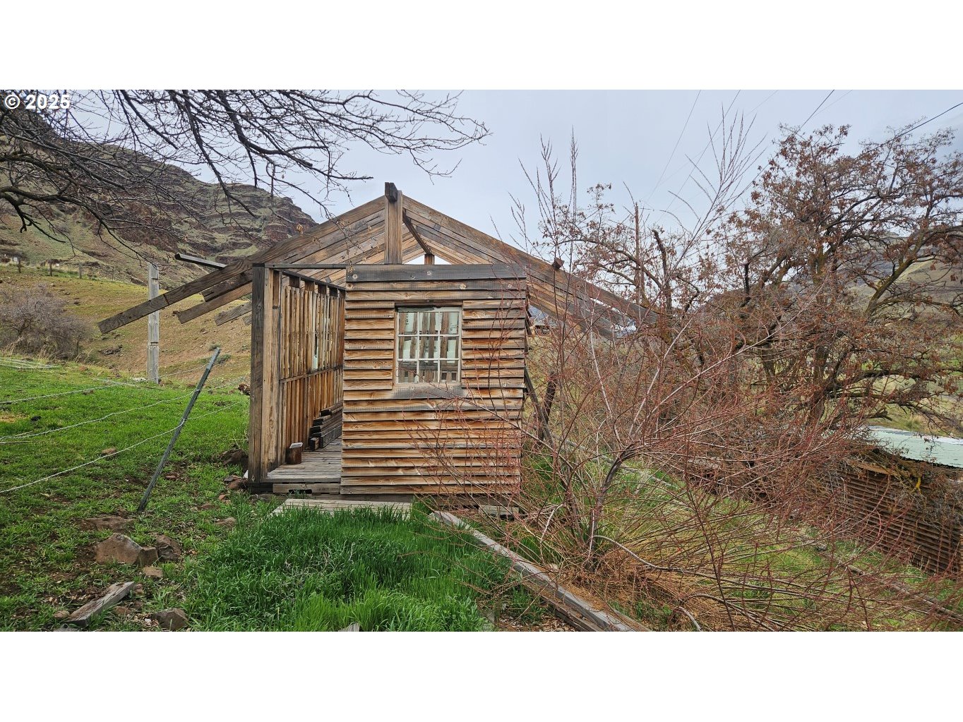 73715 Indian Creek Road Imnaha, OR 97842 - Photo 17 of 18 a black and white photo of a house