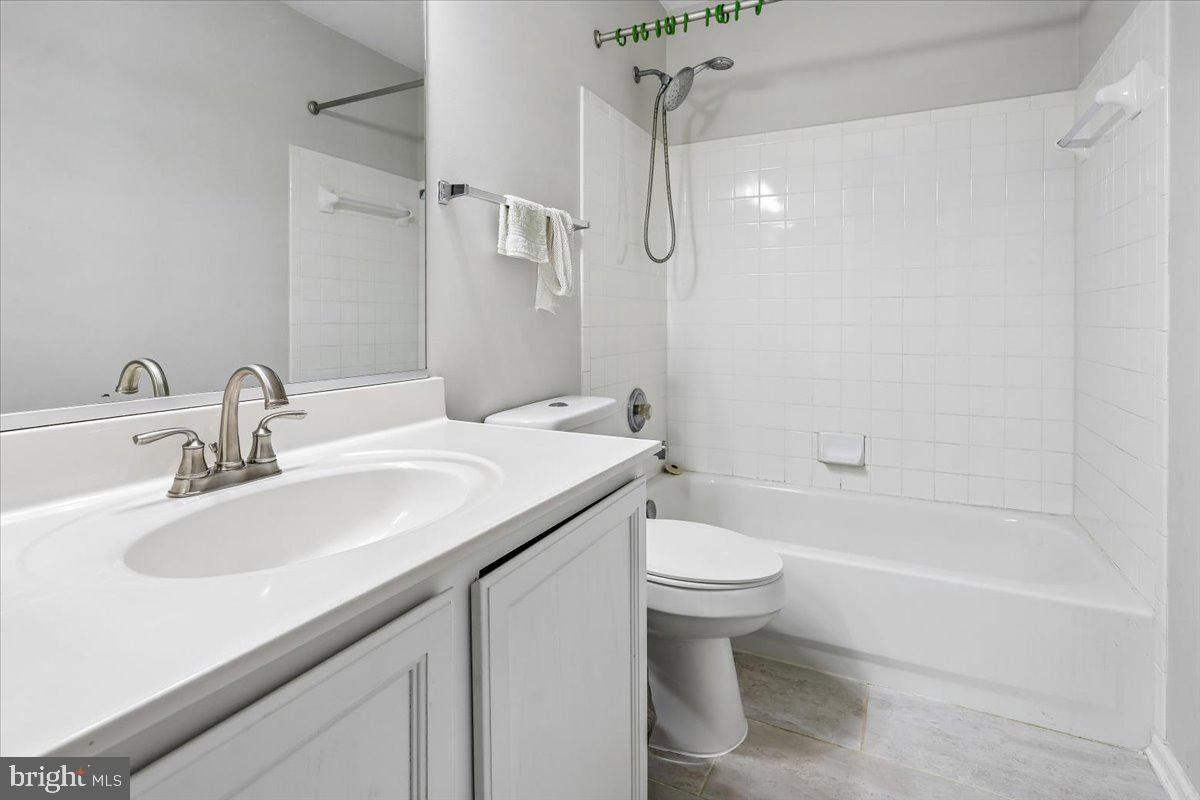 9077 Slate Stone Loop Bristow, VA 20136 - Photo 26 of 49