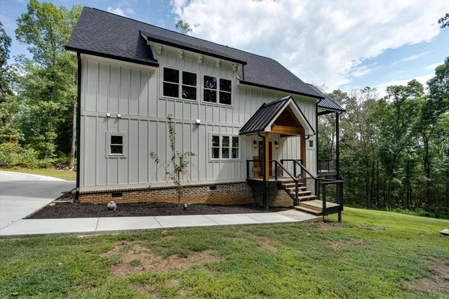 $548,500 | 250 Riverview Drive, Jasper, TN 37347