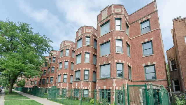 $1,150 | 2211 East 69th Street, Unit G, Chicago, IL 60649