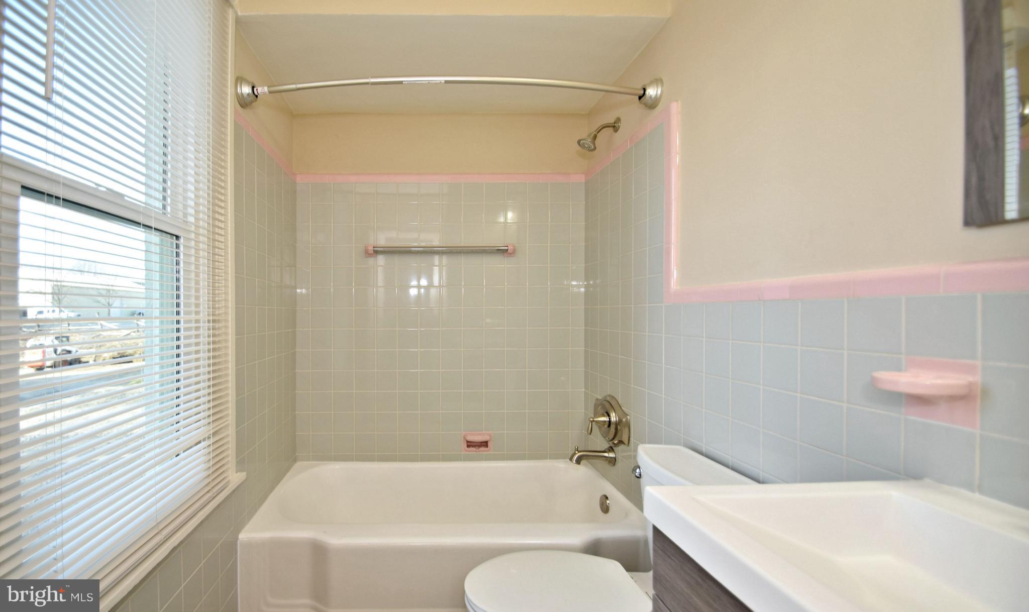 3232 Ridge Pike, Unit 1 Norristown, PA 19403 - Photo 18 of 25 Gallery Image 18
