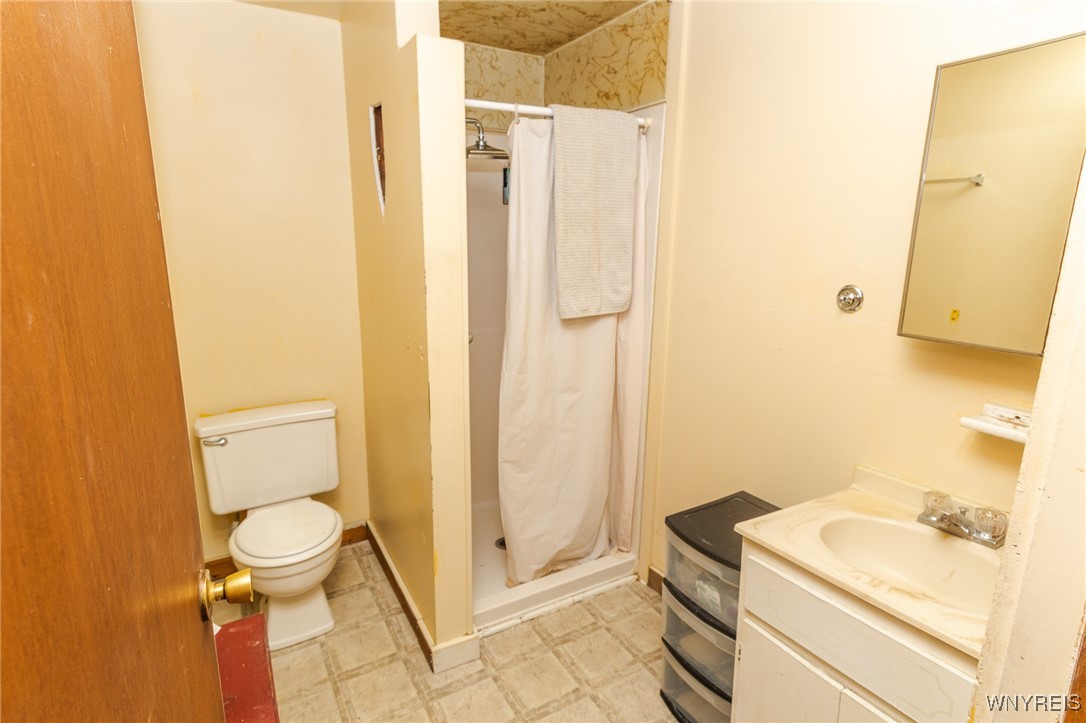 13 Short Street Perry, NY 14530 - Photo 6 of 25 unit 1 bathroom