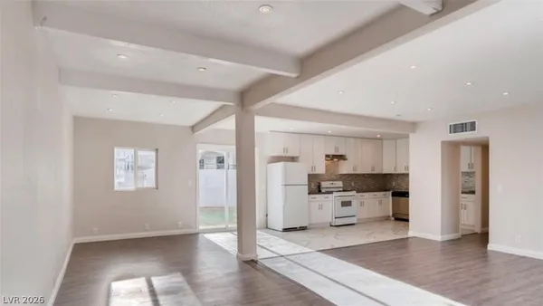 $1,495 | 18 Idaho Way, Henderson, NV 89015