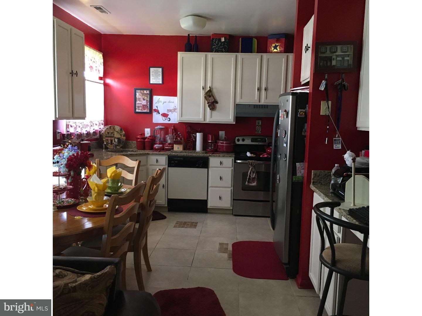 69 Fieldcrest Drive Westampton, NJ 08060 - Photo 17 of 25 Kitchen