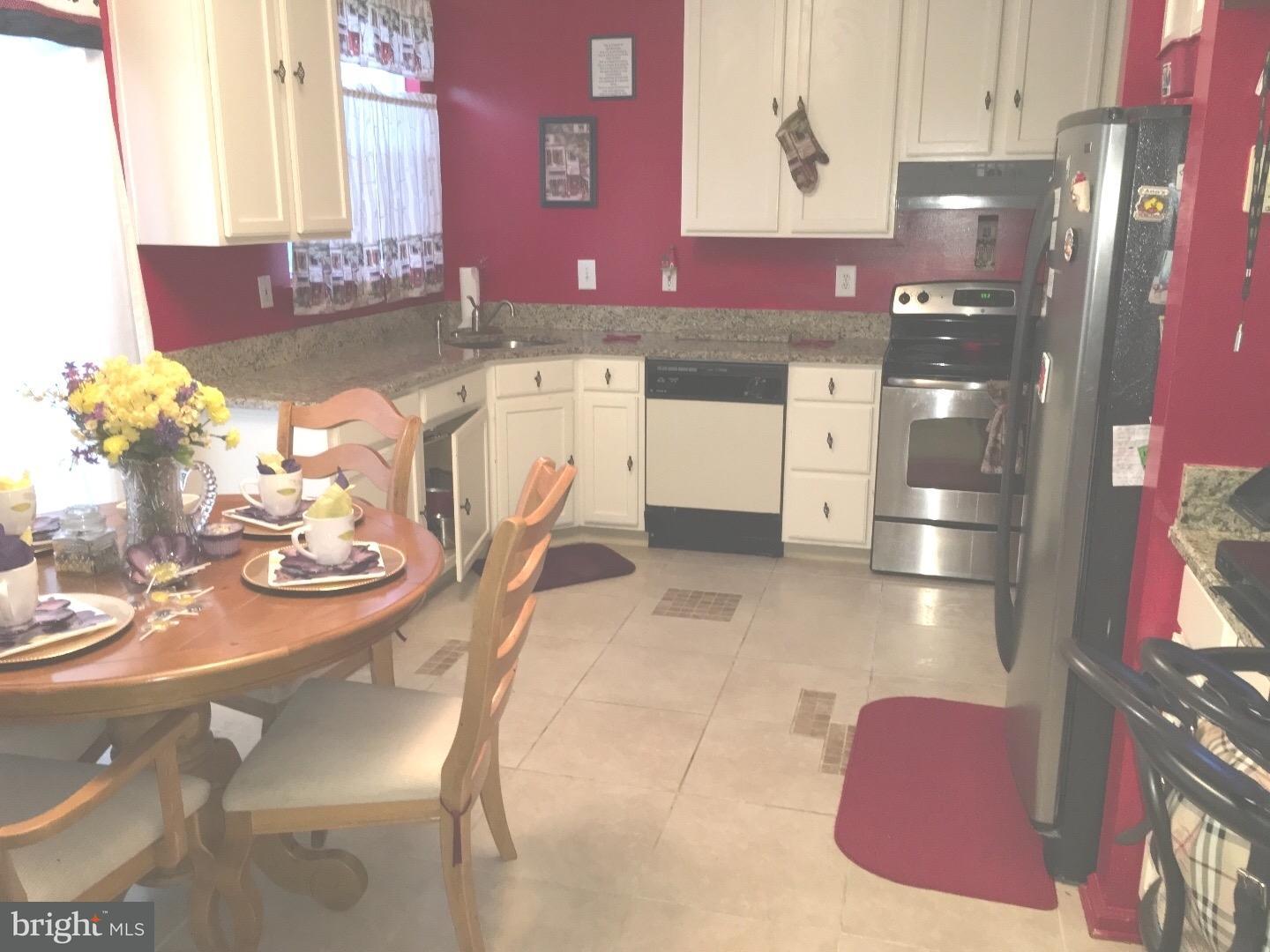 69 Fieldcrest Drive Westampton, NJ 08060 - Photo 3 of 25 Kitchen