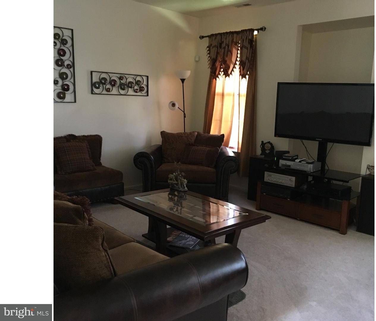 69 Fieldcrest Drive Westampton, NJ 08060 - Photo 4 of 25 Family Room