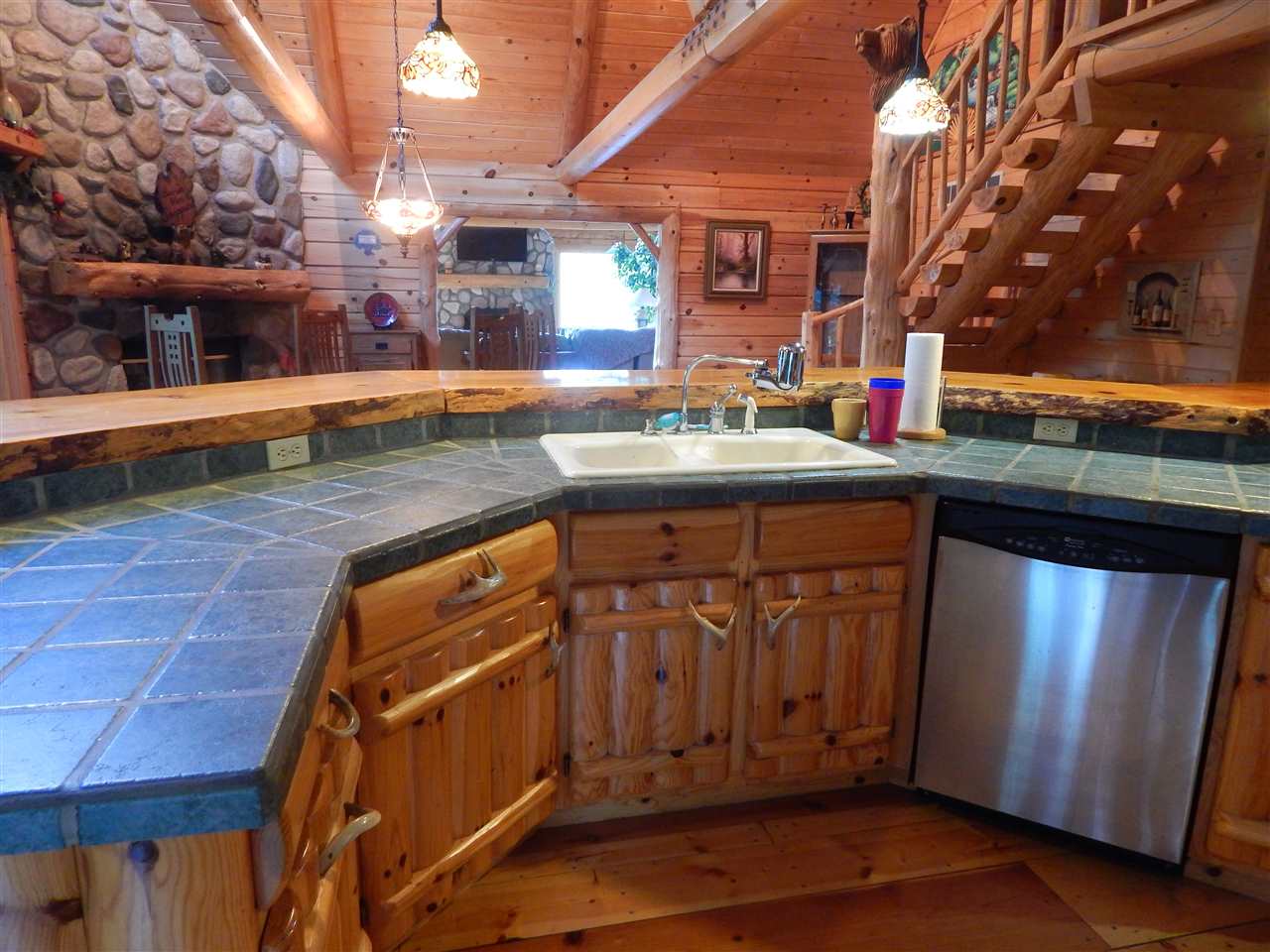 6221 Fitzwater Road Gladwin, MI 48624 - Photo 20 of 98 1803924-19.JPG