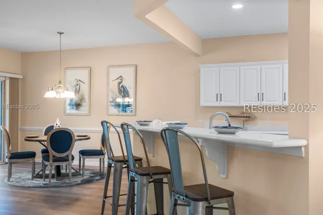 $599,999 | 11 Clairborne Court, Bluffton, SC 29909