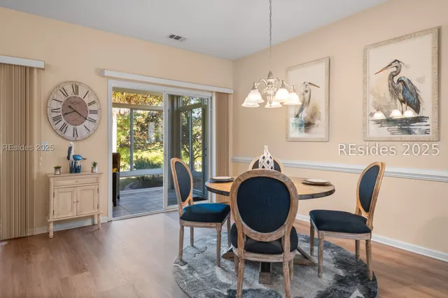 $599,999 | 11 Clairborne Court, Bluffton, SC 29909