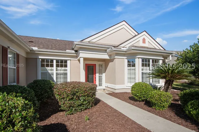 $599,999 | 11 Clairborne Court, Bluffton, SC 29909