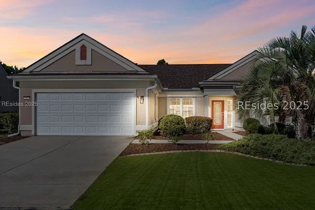 $599,999 | 11 Clairborne Court, Bluffton, SC 29909