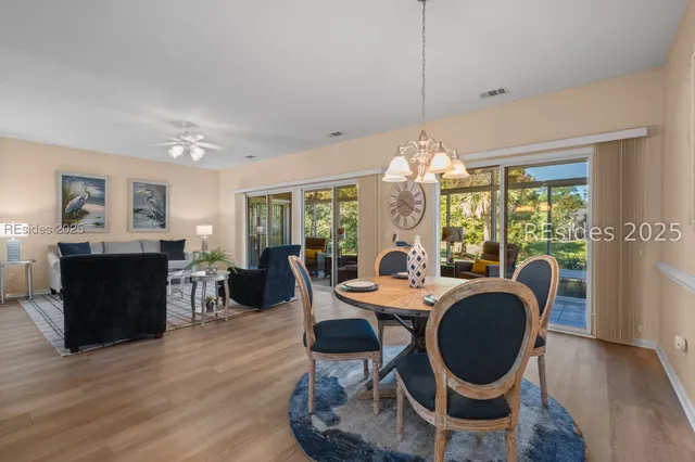 $599,999 | 11 Clairborne Court, Bluffton, SC 29909