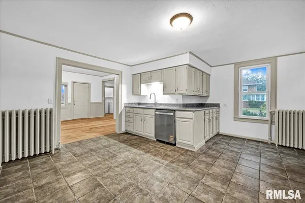 $255,000 | 407 East Jefferson Street, Morton, IL 61550