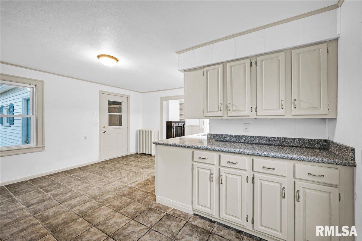 407 East Jefferson Street Morton, IL 61550 - Photo 14 of 56