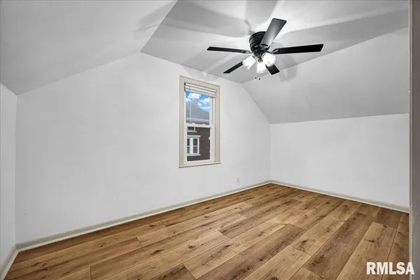 $255,000 | 407 East Jefferson Street, Morton, IL 61550