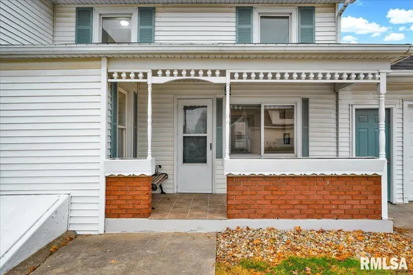 $255,000 | 407 East Jefferson Street, Morton, IL 61550