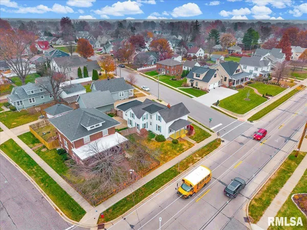 $255,000 | 407 East Jefferson Street, Morton, IL 61550