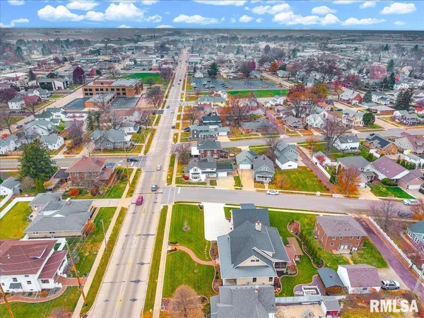 $255,000 | 407 East Jefferson Street, Morton, IL 61550