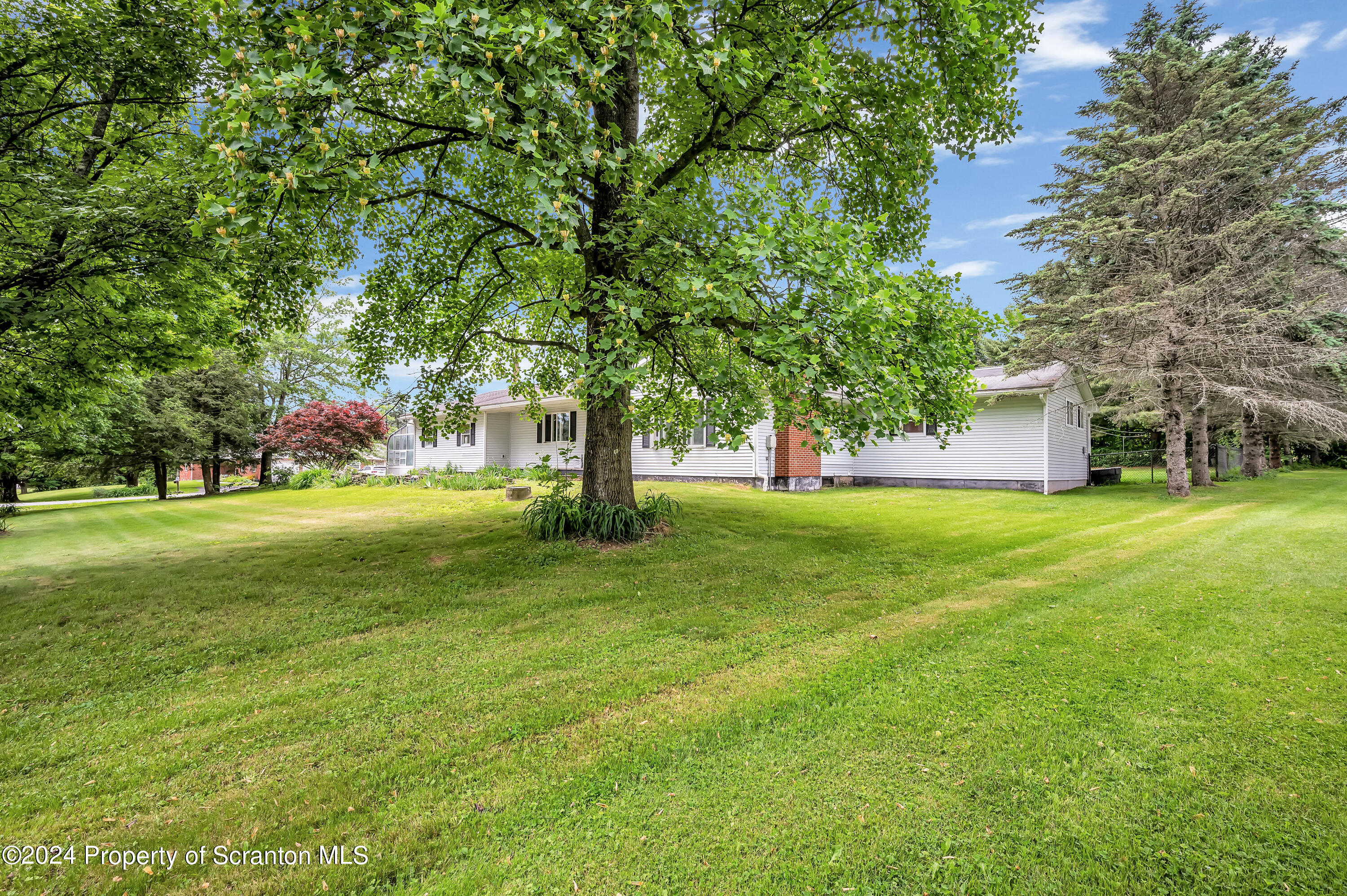 79 Mountain View Estates Road Montrose, PA 18801 - Photo 8 of 69 Gallery Image 8