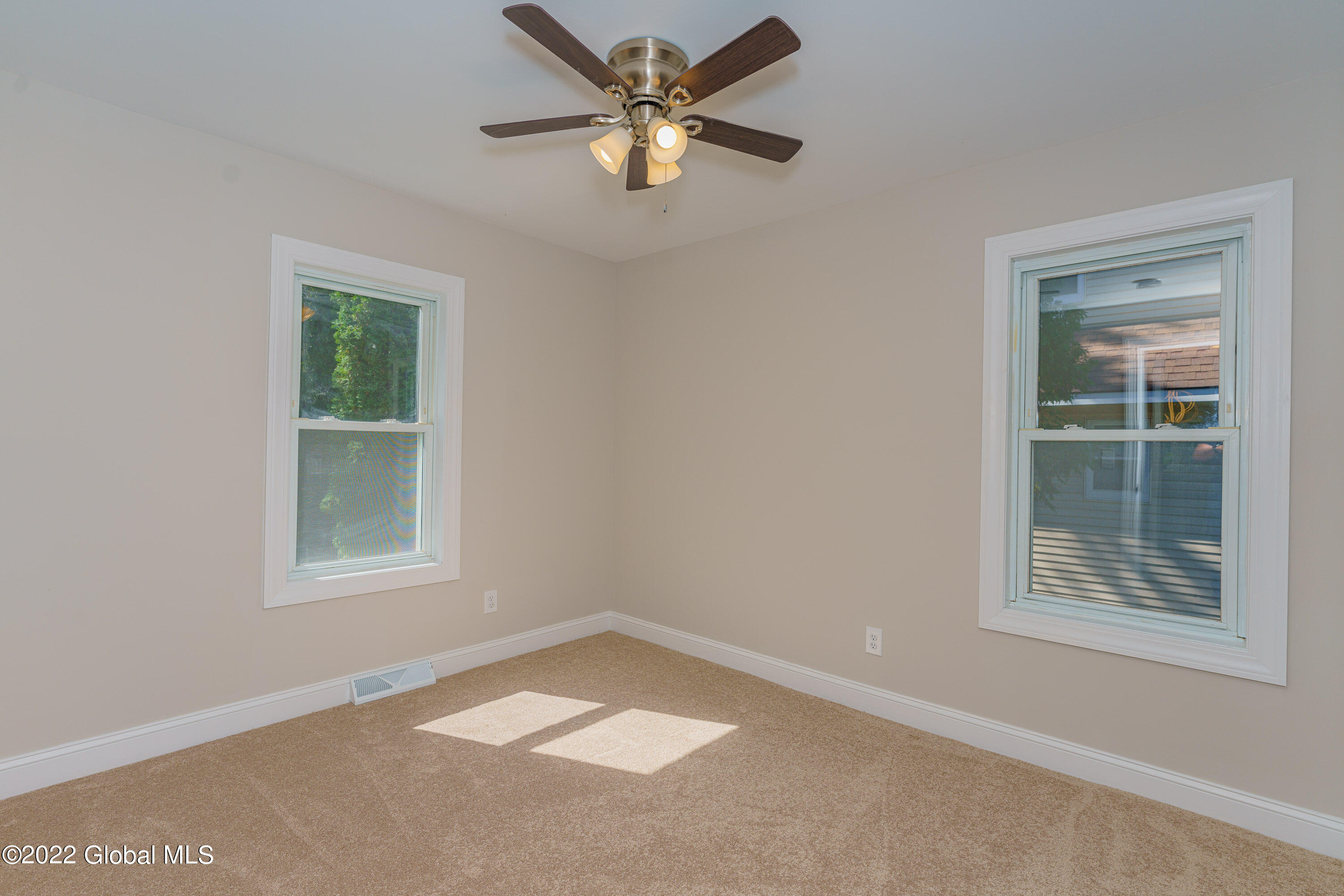2966 Troy Schenectady Road Niskayuna, NY 12309 - Photo 21 of 41 4 Bedroom 3